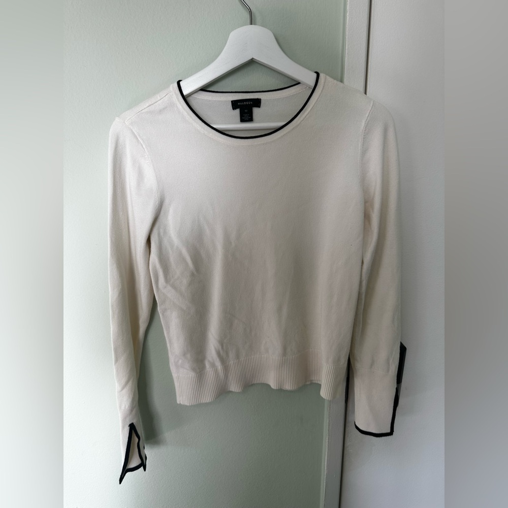 Halogen Cream Long Sleeve Top with Black Accents